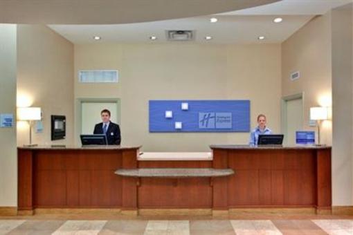фото отеля Holiday Inn Express Hotel & Suites South Edmonton