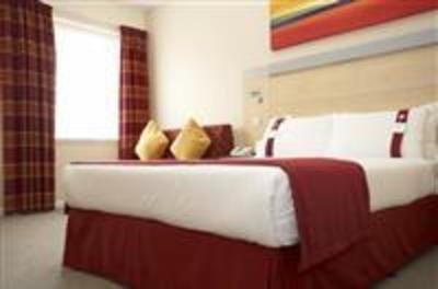 фото отеля Holiday Inn Express Redditch