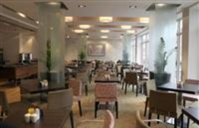 фото отеля Holiday Inn Express Redditch