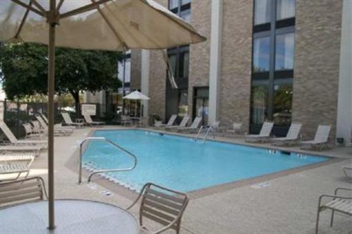 фото отеля Hampton Inn Dallas / Richardson (Central Expressway)