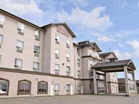 Ramada Inn & Suites Clairmont Grande Prairie