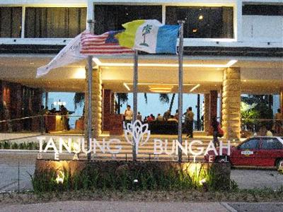 фото отеля Tanjung Bungah Beach Hotel