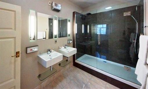 фото отеля Comfort Hotel Benvenue