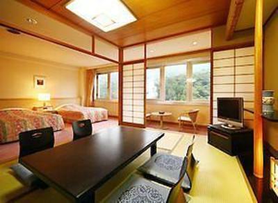 фото отеля Suginoi Hotel Honkan
