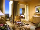 фото отеля The Island Hotel Newport Beach