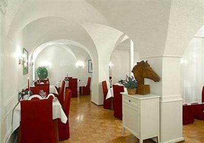 фото отеля Weisses Ross