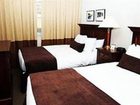 фото отеля Town Inn Suites