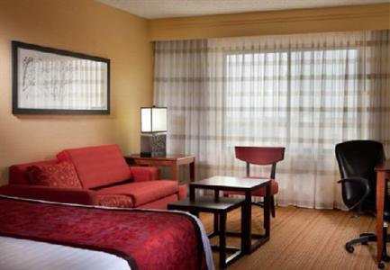 фото отеля Courtyard by Marriott Denton