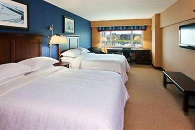 фото отеля Sheraton Erie Bayfront Hotel