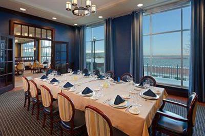 фото отеля Sheraton Erie Bayfront Hotel