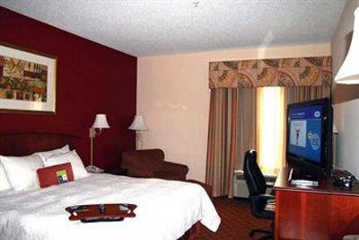 фото отеля Hampton Inn Paris