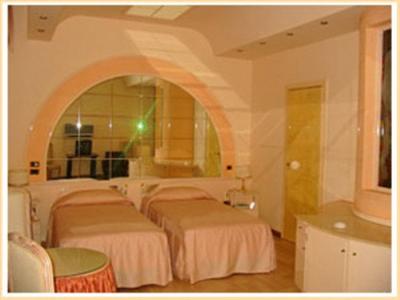 фото отеля Hotel Europa Foggia