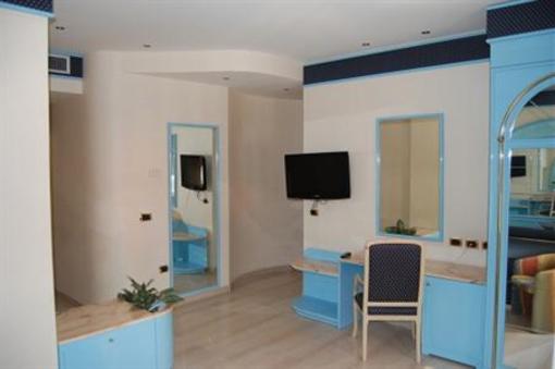 фото отеля Hotel Europa Foggia