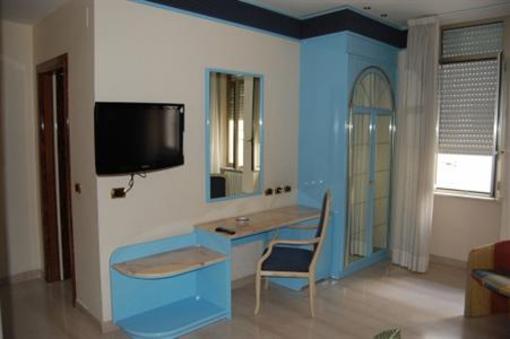 фото отеля Hotel Europa Foggia