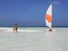 фото отеля Vilamendhoo Island Resort