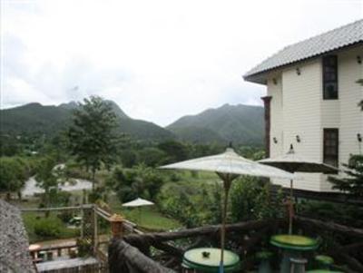 фото отеля Pai River Curve Resort