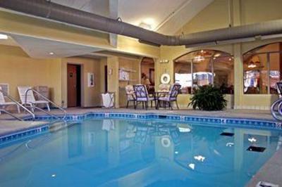 фото отеля BEST WESTERN Tulsa Inn & Suites