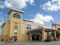 La Quinta Inn & Suites Salina