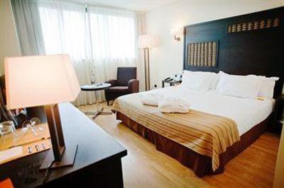 фото отеля Hotel Silken Puerta Malaga