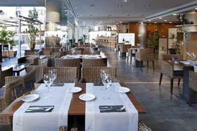 фото отеля Hotel Silken Puerta Malaga