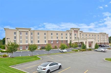 фото отеля Hampton Inn & Suites Plymouth