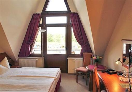 фото отеля Hotel Zur Brucke Greifswald