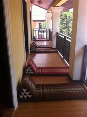 фото отеля Singharat Guest House