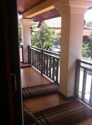 фото отеля Singharat Guest House
