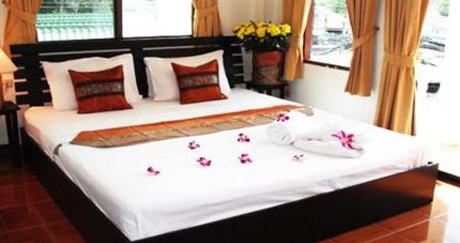 фото отеля Lanna Thai Restaurant and Guest House