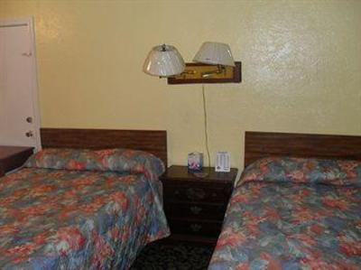фото отеля Shore Winds Motel