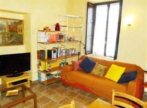 фото отеля Apartment - Porto Valtravaglia Porto Valtravaglia