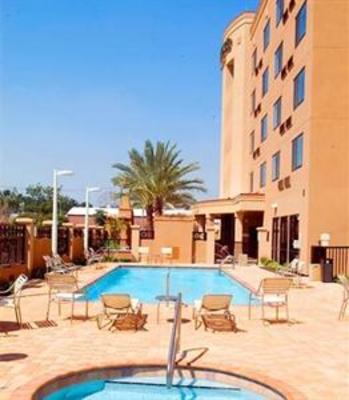 фото отеля Courtyard Pensacola Downtown