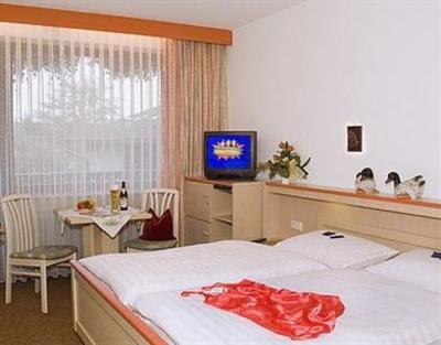 фото отеля Hotel am See Roding