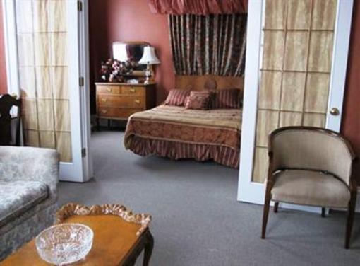 фото отеля Glenora Bed & Breakast Inn
