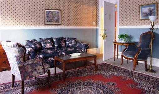 фото отеля Glenora Bed & Breakast Inn