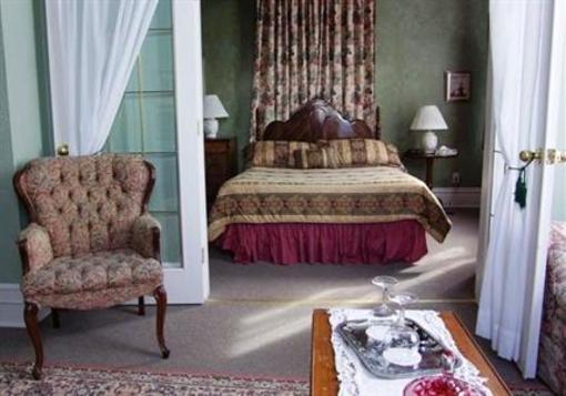фото отеля Glenora Bed & Breakast Inn