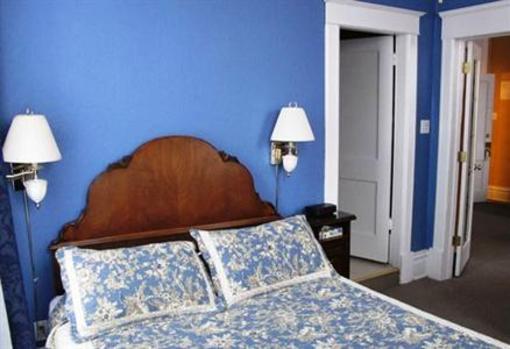 фото отеля Glenora Bed & Breakast Inn