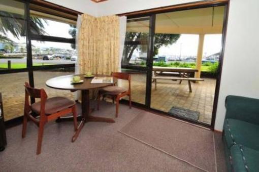 фото отеля Half Moon Bay Marina Motel
