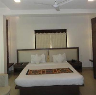 фото отеля Hotel Maniram Palace