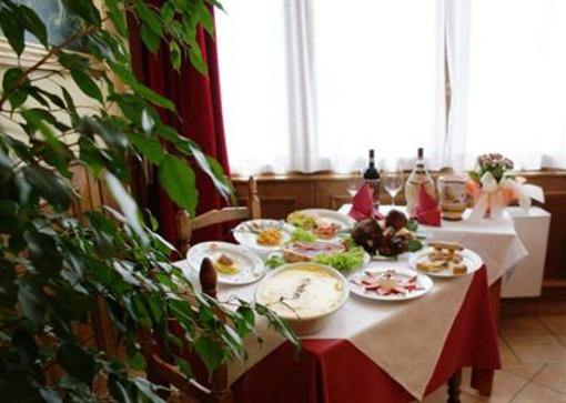 фото отеля Albergo Il Cacciatore