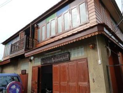 фото отеля Baan Are Gong Riverside Homestay