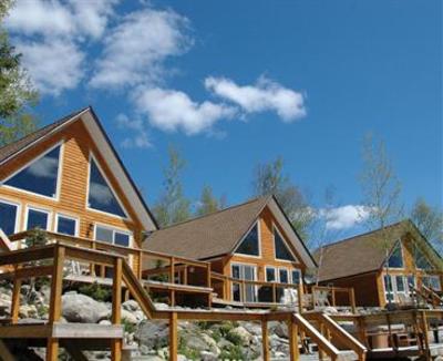фото отеля Riverfront Chalets & Rafting Newfoundland
