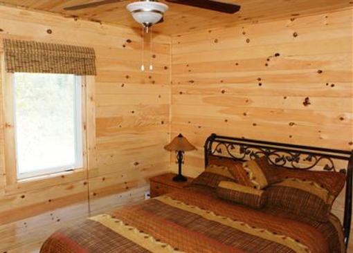 фото отеля Riverfront Chalets & Rafting Newfoundland