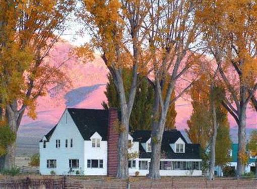 фото отеля Stonehouse Country Inn
