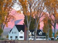 Stonehouse Country Inn