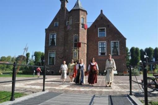 фото отеля Burcht Wedde