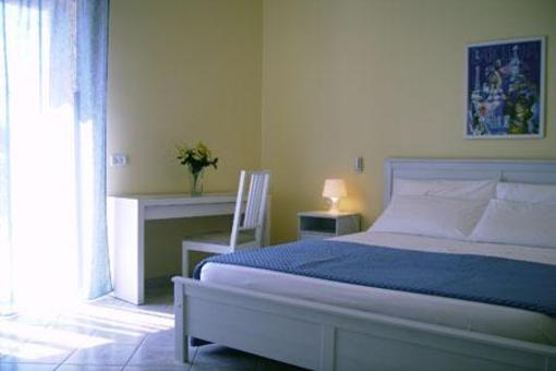 фото отеля Villa Costabianca B&B