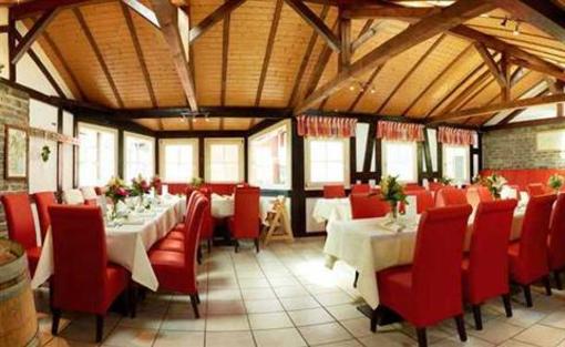 фото отеля Weinhotel & Restaurant Platz