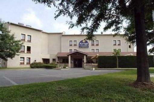 фото отеля Hotel Kyriad Lyon Nord Genay Massieux