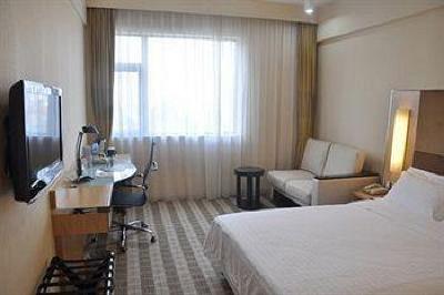 фото отеля Holiday Inn Express Zhengzhou